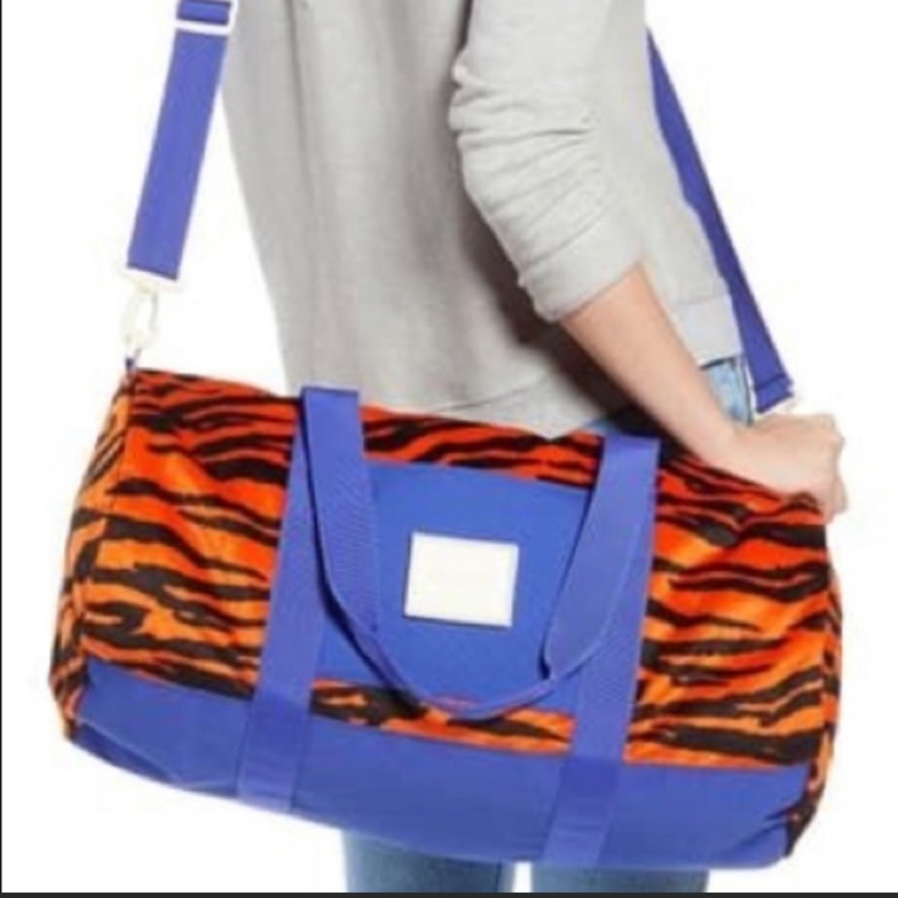 Herschel Supply Co- Sutton Duffel Bag tiger NWT